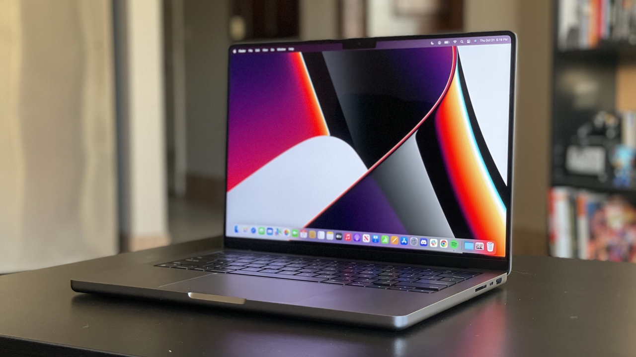 Apple, MacBook Pro dizaynını büsbütün değiştirebilir!